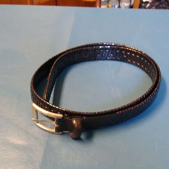 Black Leather Men's Belt Wilson Leather size Large - Picture 1 of 8